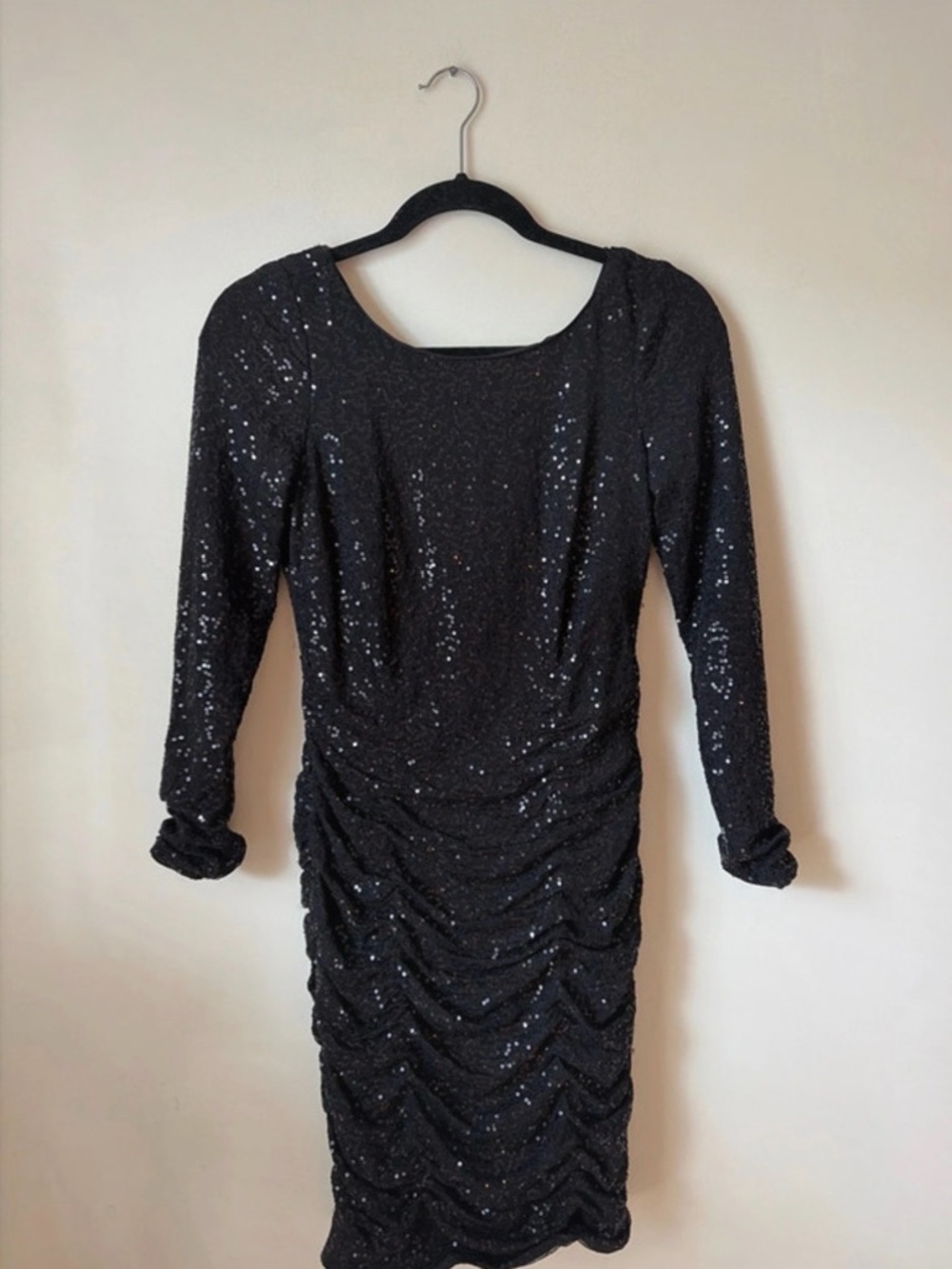 Cache Black Sequin Ruched Long-Sleeve Dress